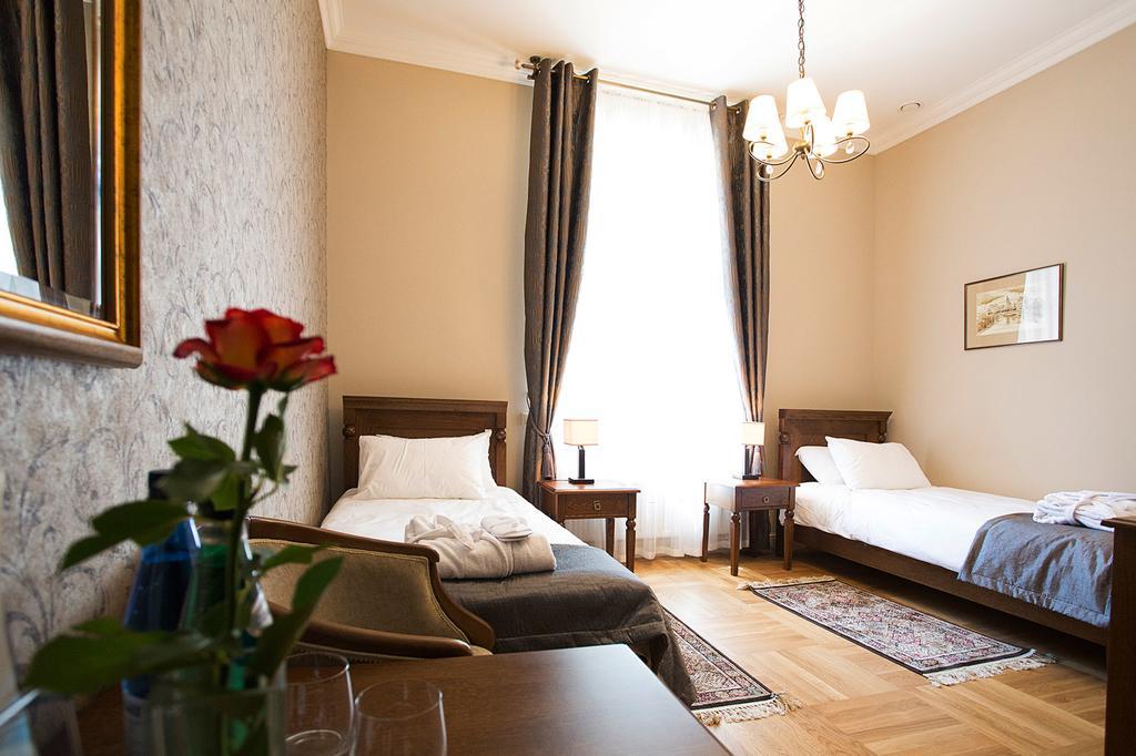 Palac Polanka Кросно Стая снимка